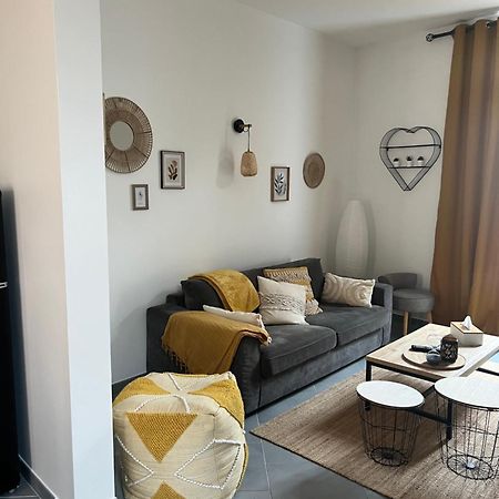 La Jolie Petite Maison Saint-André-les-Vergers Buitenkant foto