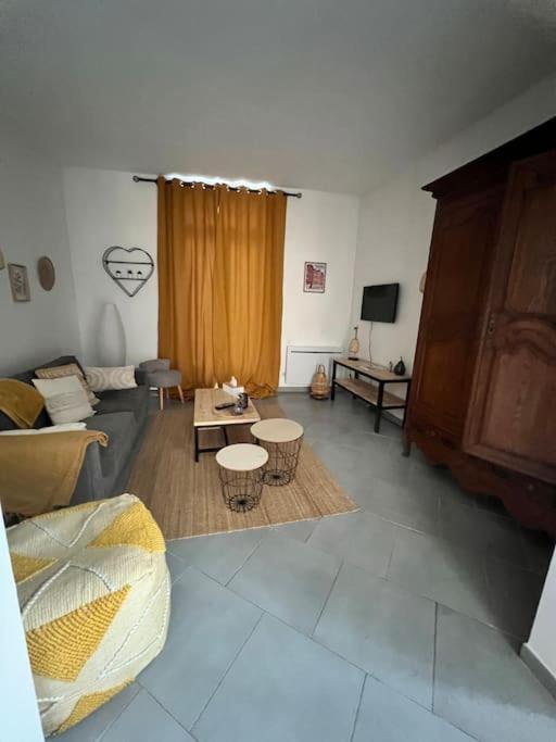 La Jolie Petite Maison Saint-André-les-Vergers Buitenkant foto