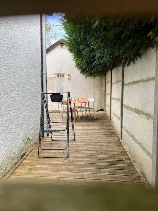 La Jolie Petite Maison Saint-André-les-Vergers Buitenkant foto